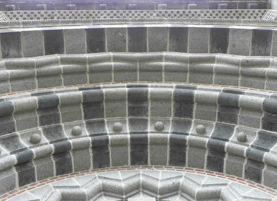 Façade principale de l'église Saint-Étienne de Saint-Étienne-en-Coglès