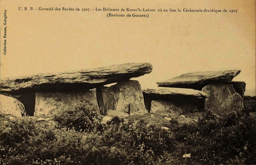 Überdachter Gang bei Canac'h Léron in Laniscat, Bretagne