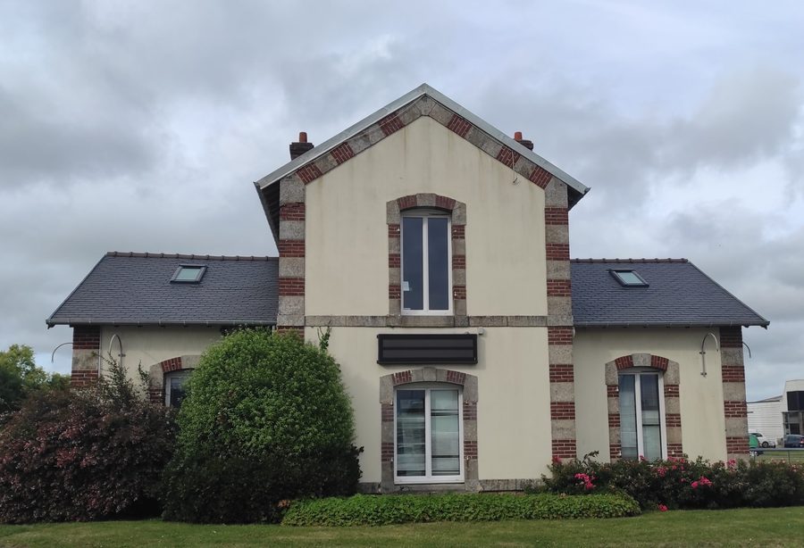 Ehemaliger Bahnhof von Lannilis im Département Finistère