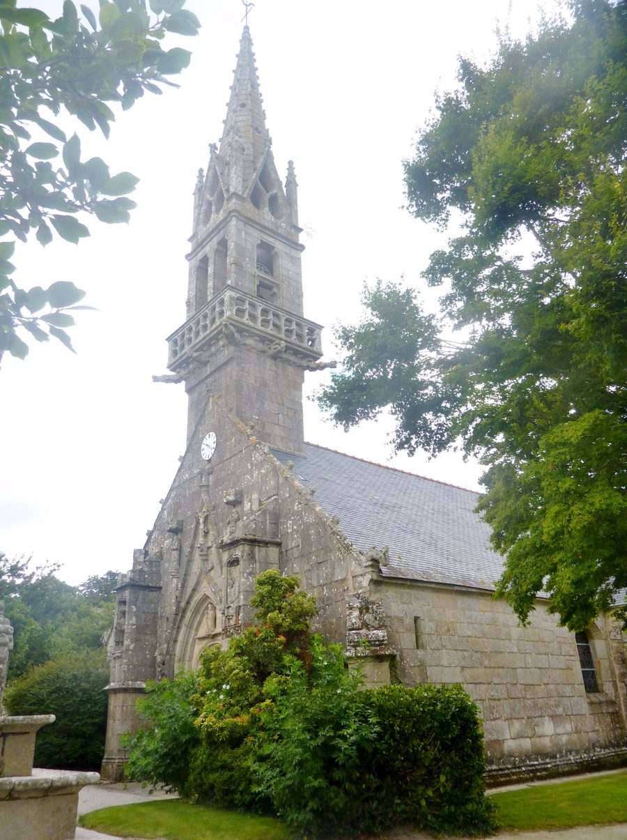 Pfarrkirche Saint-Gunthiern in Langolen