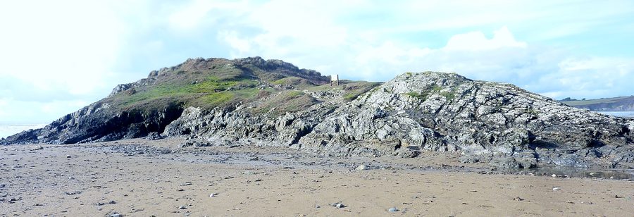 Blick von der Plage de Sainte-Anne-la-Palud auf die Île Salgren