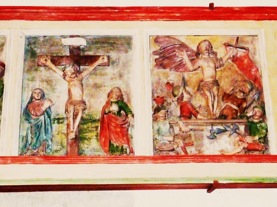 Panneaux polychromes de l'ancien jubé à Ploumilliau