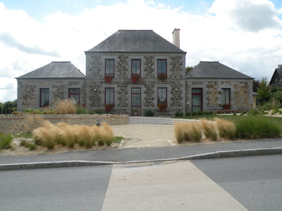 Rathaus von Billé im Département Ille-et-Vilaine