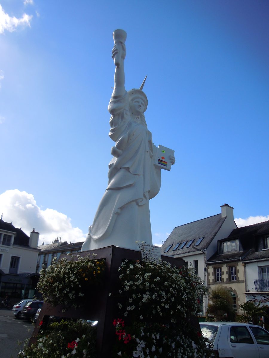Réplique de la statue de la Liberté de Gourin dans le Morbihan