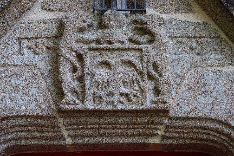 Extérieur de la chapelle Saint-Jacques de Marigny à Saint-Germain-en-Coglès