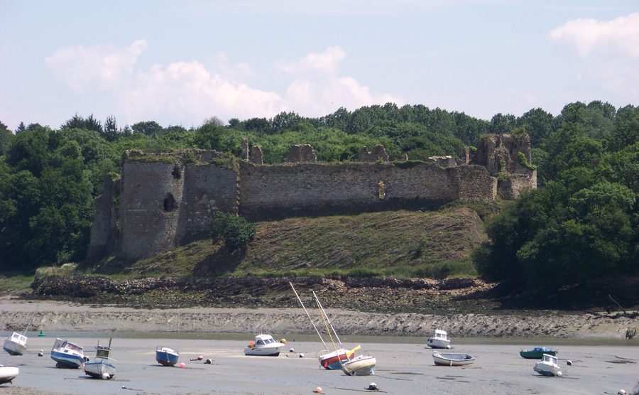 Guildo Castle in Côtes-d’Armor, Brittany