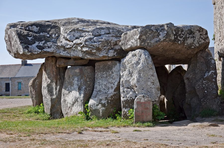 Das Crucuno-Dolmen in Plouharnel im Département Morbihan