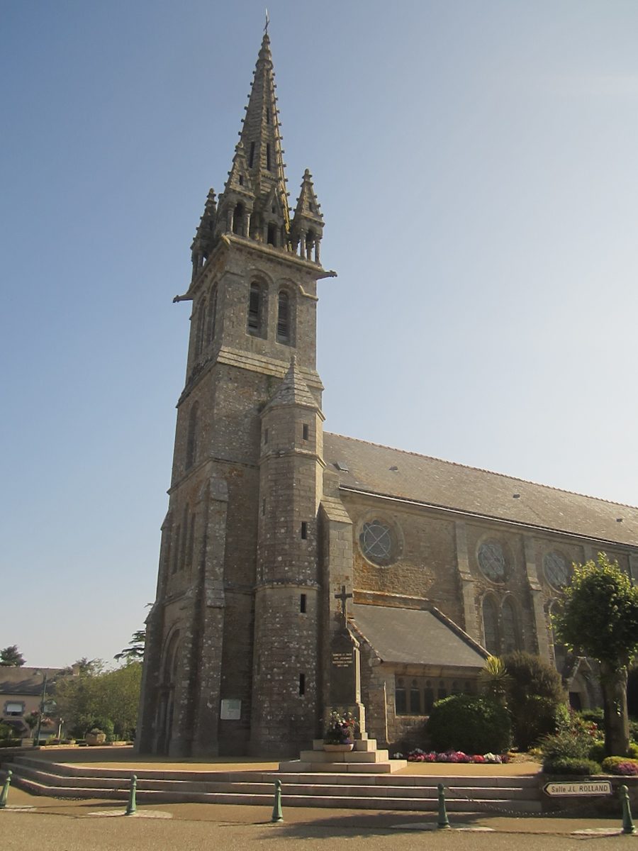 Pfarrkirche Notre-Dame de Lorette in Rédéné im Finistère