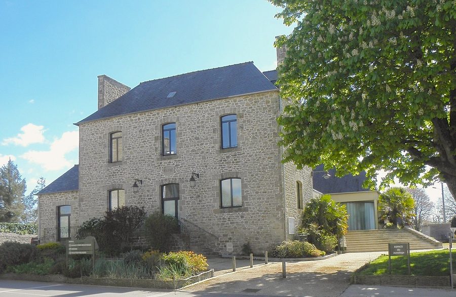Rathaus von Mégrit in den Côtes-d’Armor