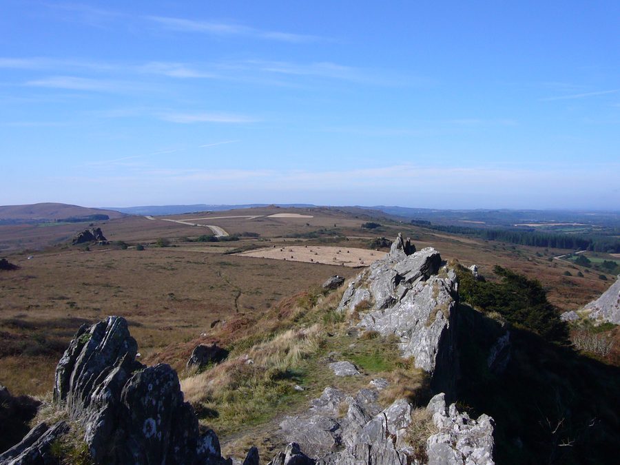 Blick über die Monts d’Arrée in der Bretagne